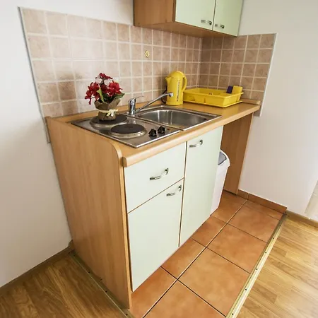 By The Sea Rovanjska, Paklenica - 14732 רובנסקה