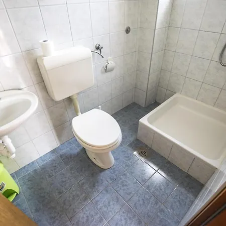 דירה By The Sea Rovanjska, Paklenica - 14732 *